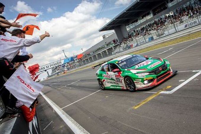 Civic Type R TCR siegt beim 24h-Rennen