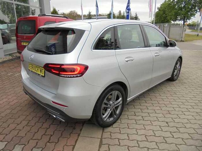 Mercedes-Benz B-KLASSE B 220 2.0 4-matic Sports Tourer