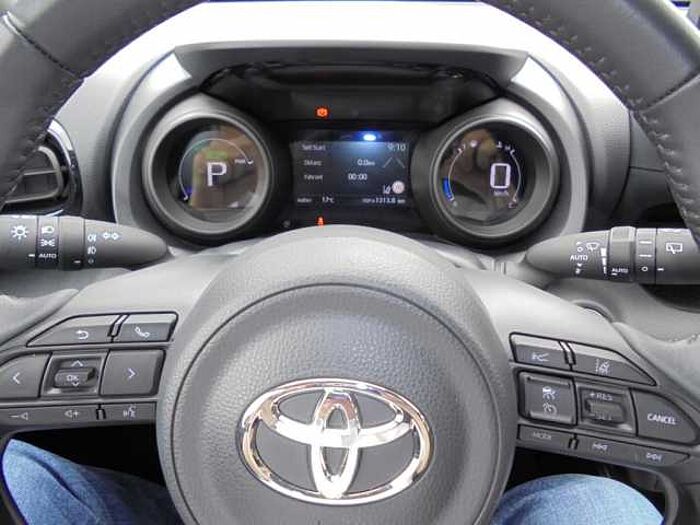 Toyota YARIS Hybrid 1.5 YARIS Hybrid 1.5